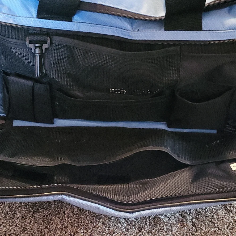 Athletic bag - Picture 3 of 3